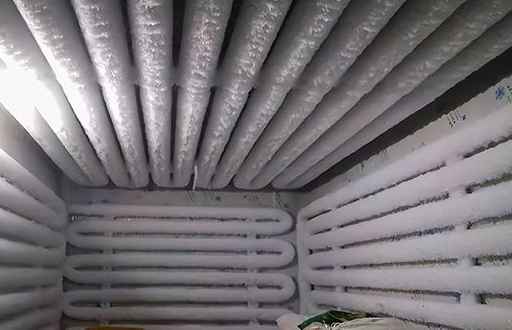 冷庫(kù)蒸發(fā)器上為什么會(huì)結(jié)霜及除霜技巧 冷庫(kù)蒸發(fā)器上為什么會(huì)結(jié)霜及除霜技巧